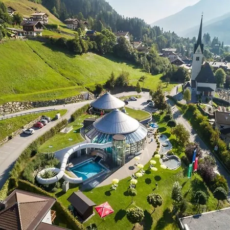 Detached A Short Walk From The Bus With Connections To The Wildkogel And Zillertal Arena * Wald im Pinzgau