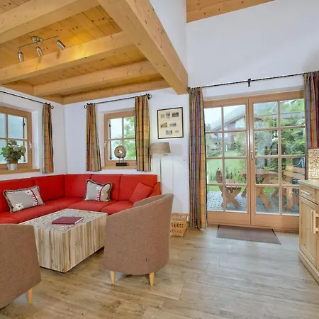 Detached A Short Walk From The Bus With Connections To The Wildkogel And Zillertal Arena *