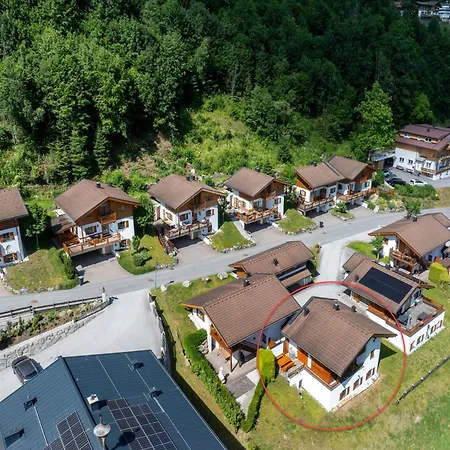 Detached A Short Walk From The Bus With Connections To The Wildkogel And Zillertal Arena *